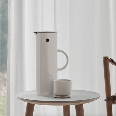 EM77 Vacuum Jug 1L