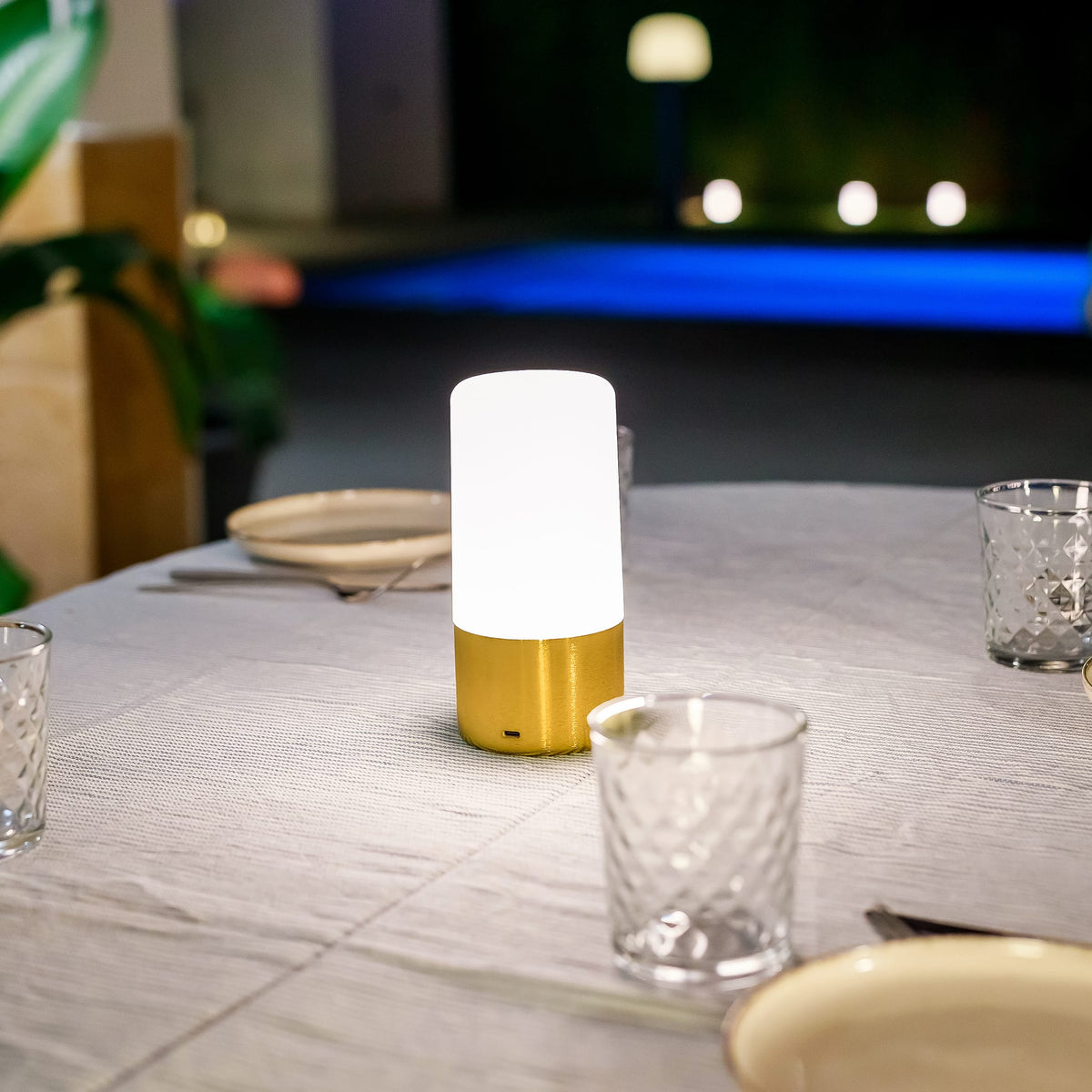 Maia&lt;br&gt; Rechargeable Table Lamp