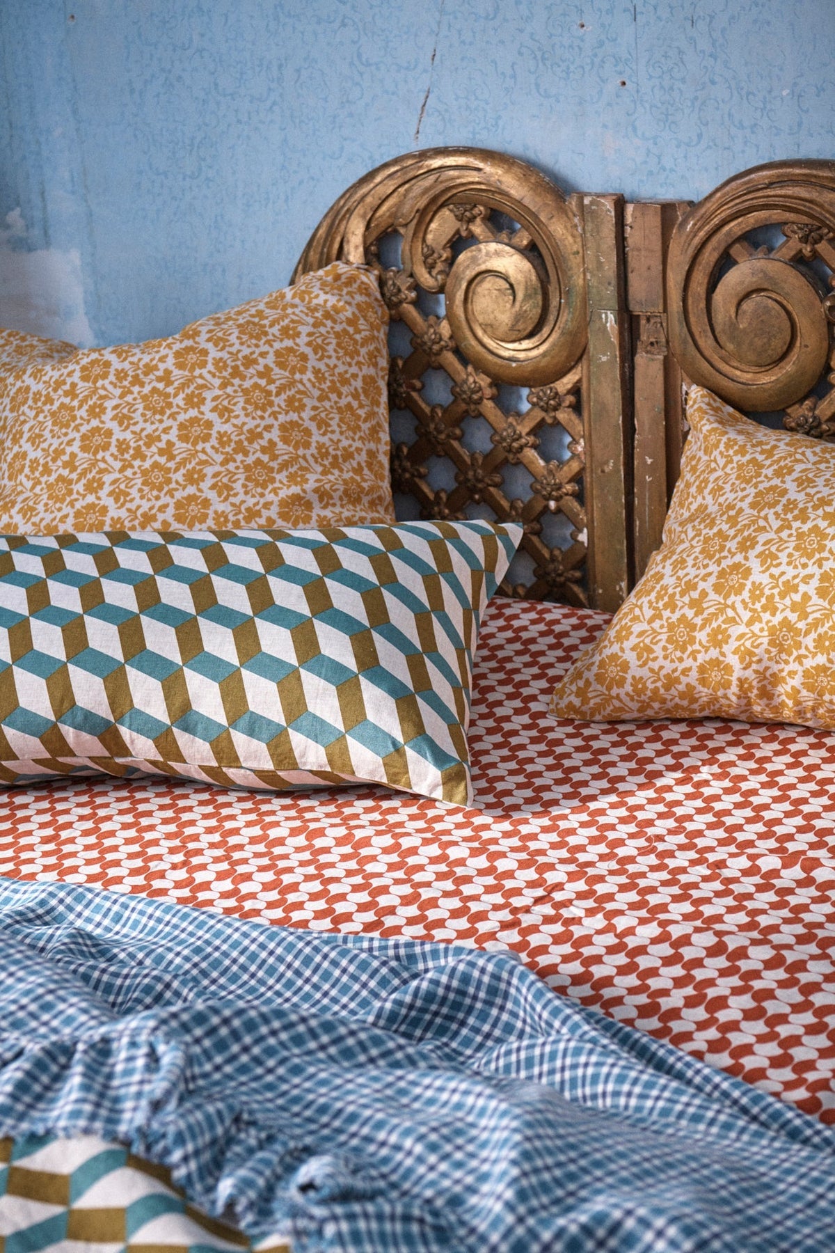 Lucia Pillowcase Sets