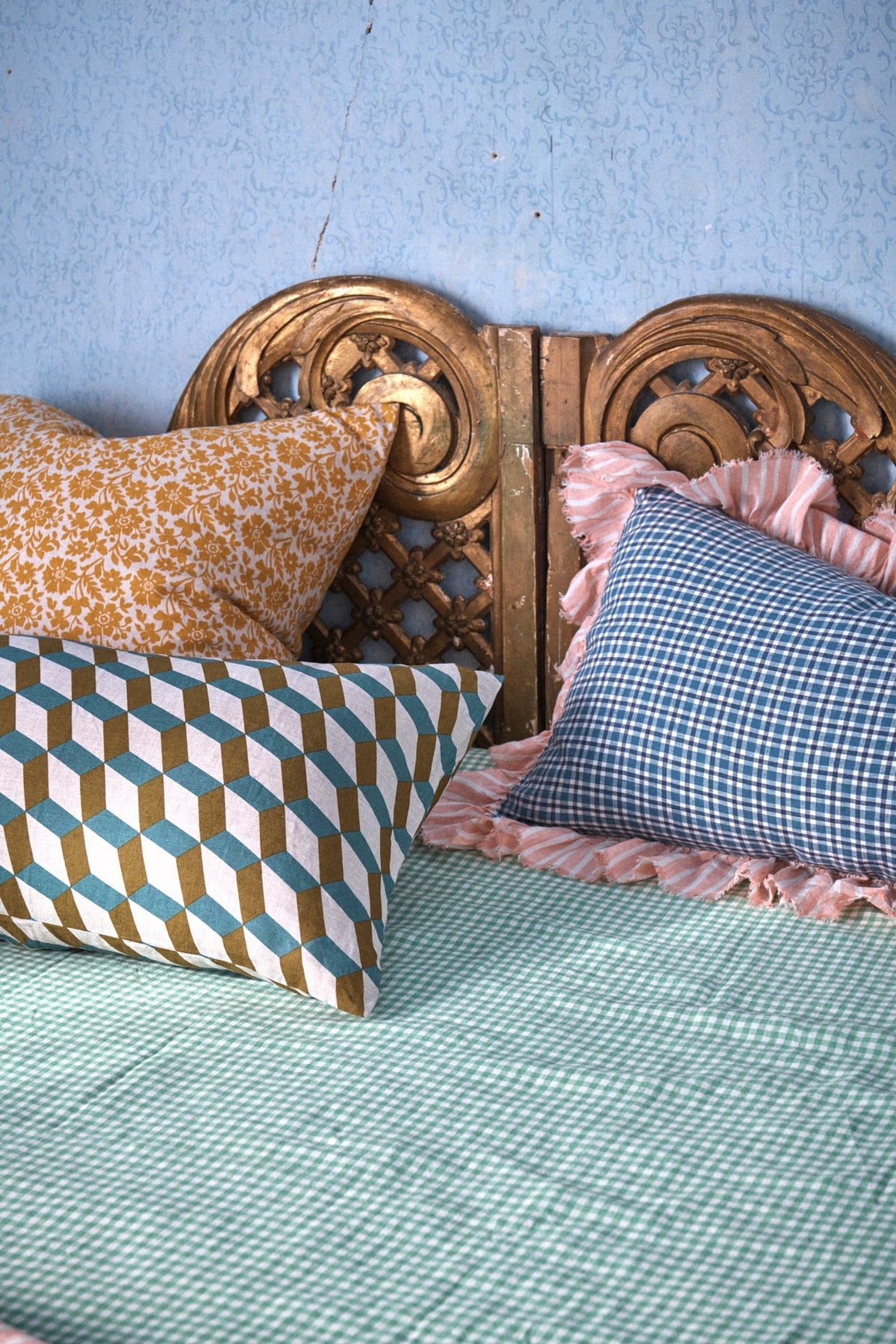 Cefalù Check Full Ruffle Pillowcase Set