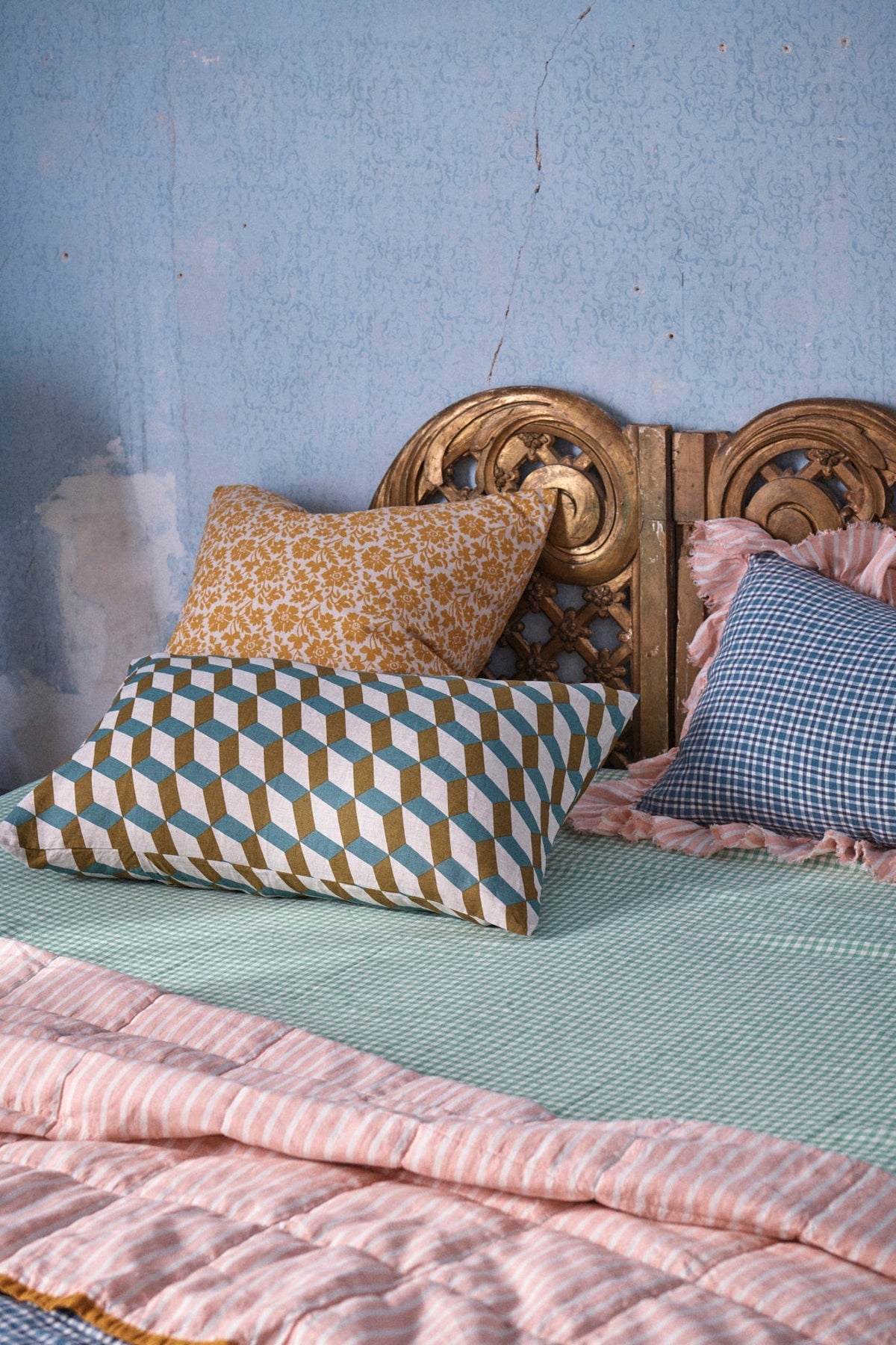 Lucia Pillowcase Sets