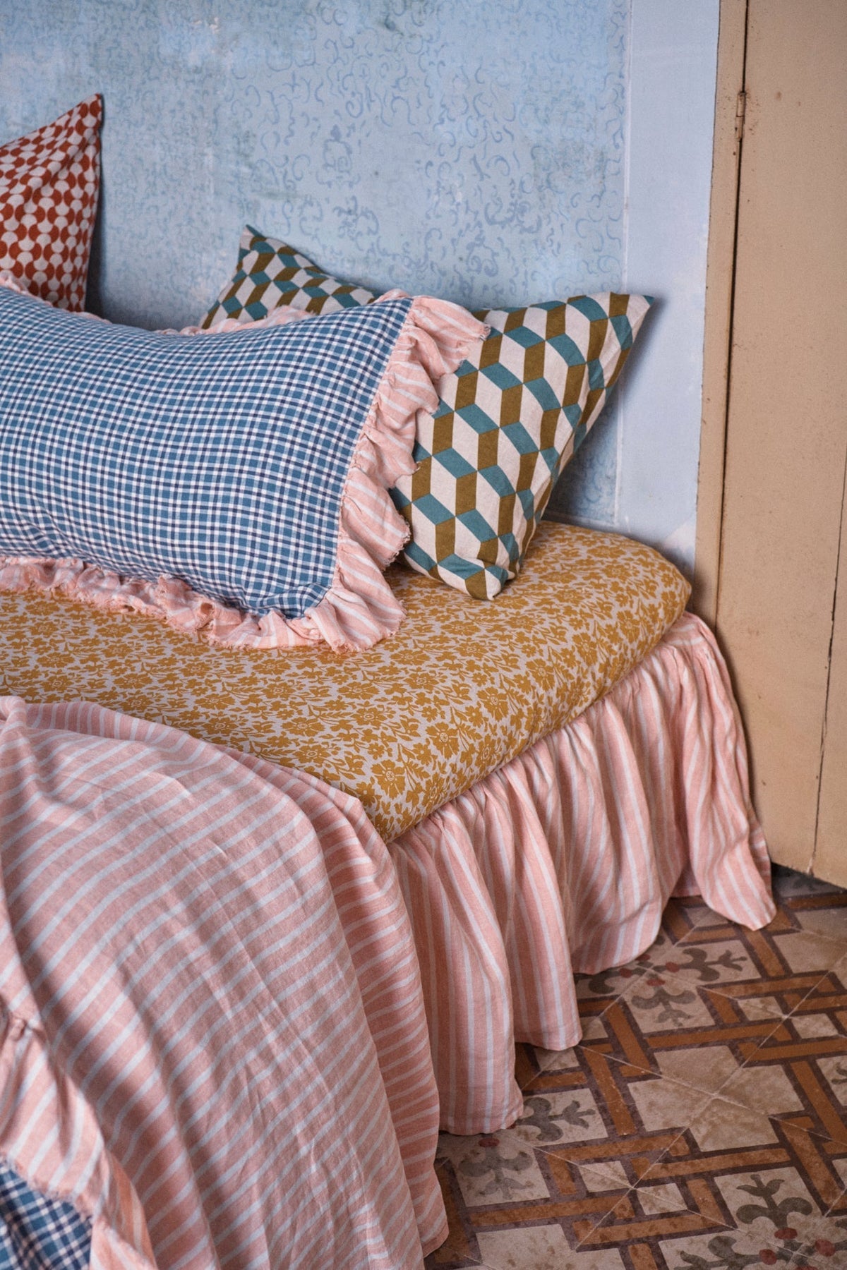 Cefalù Check Full Ruffle Pillowcase Set
