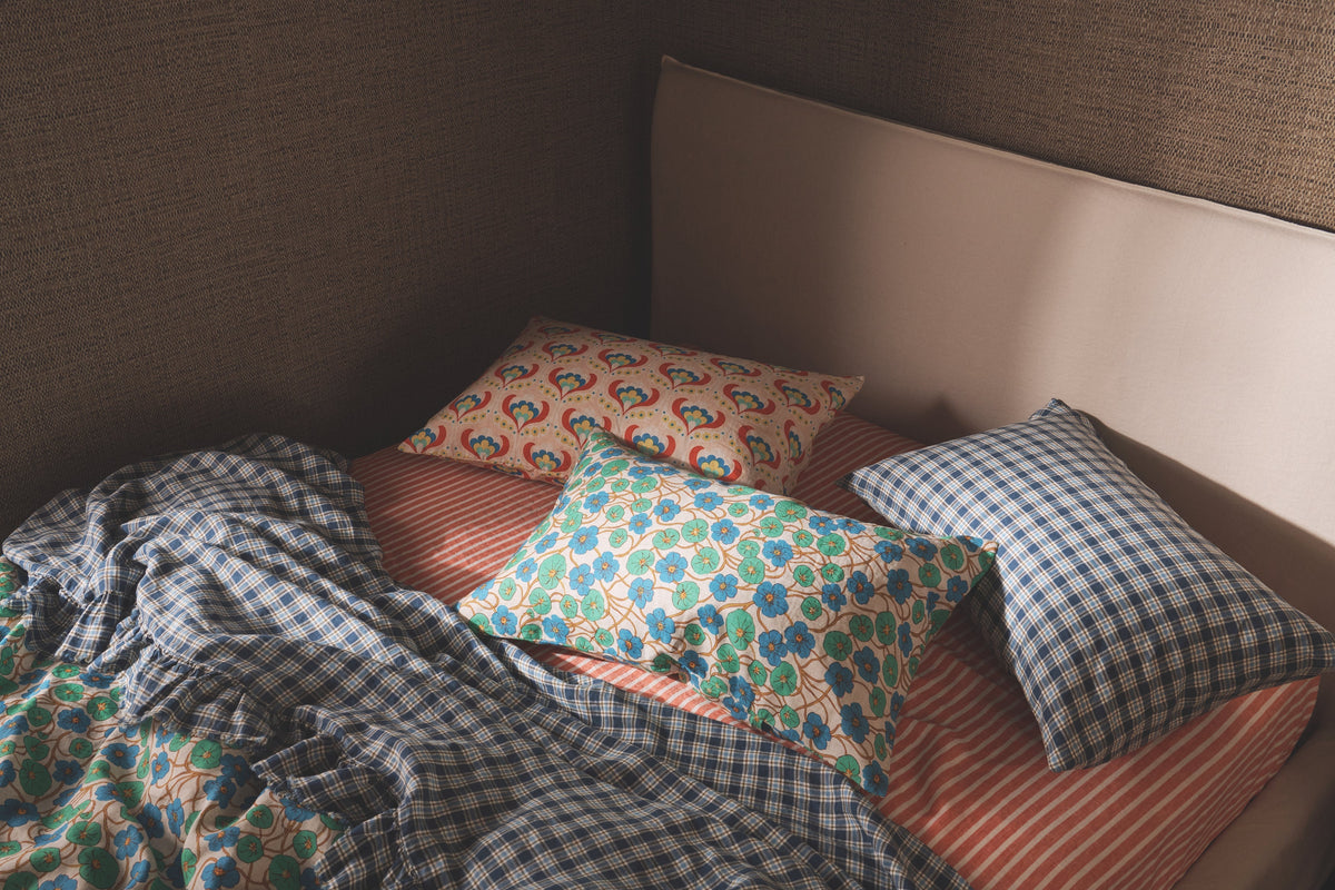 NEW - Addis Check Flat Sheet