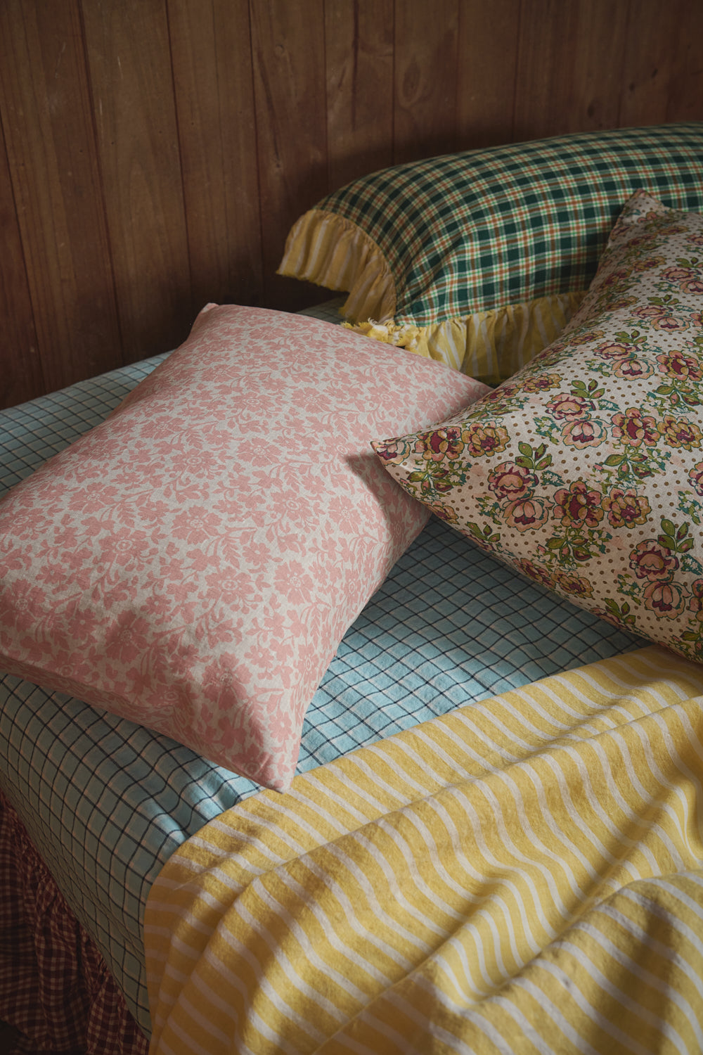 NEW - Wattle Stripe Flat Sheet