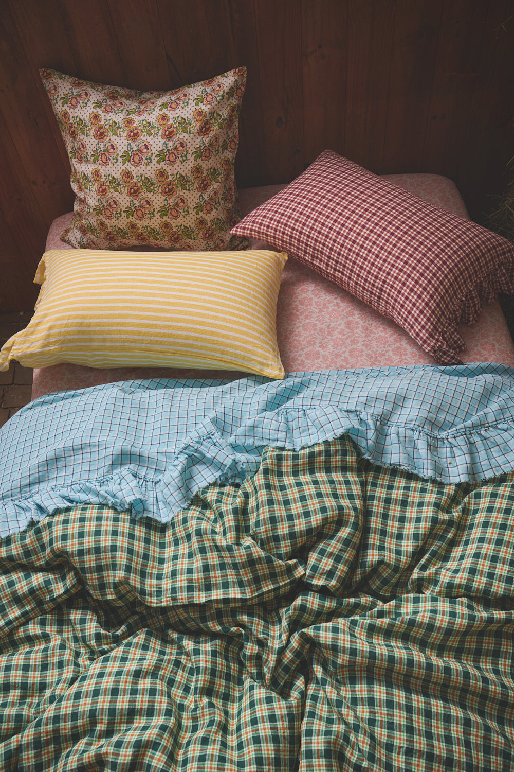 NEW - Fairywren Check Flat Sheet