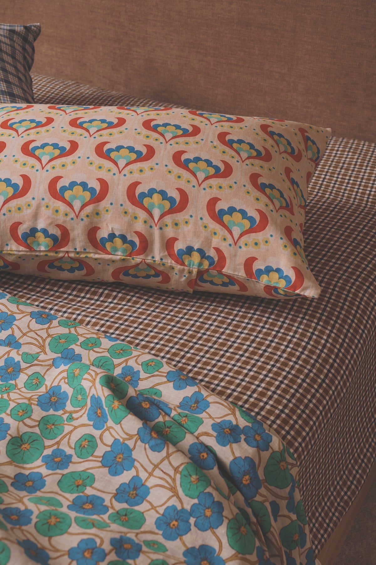 NEW - Sparrows Check Fitted Sheet