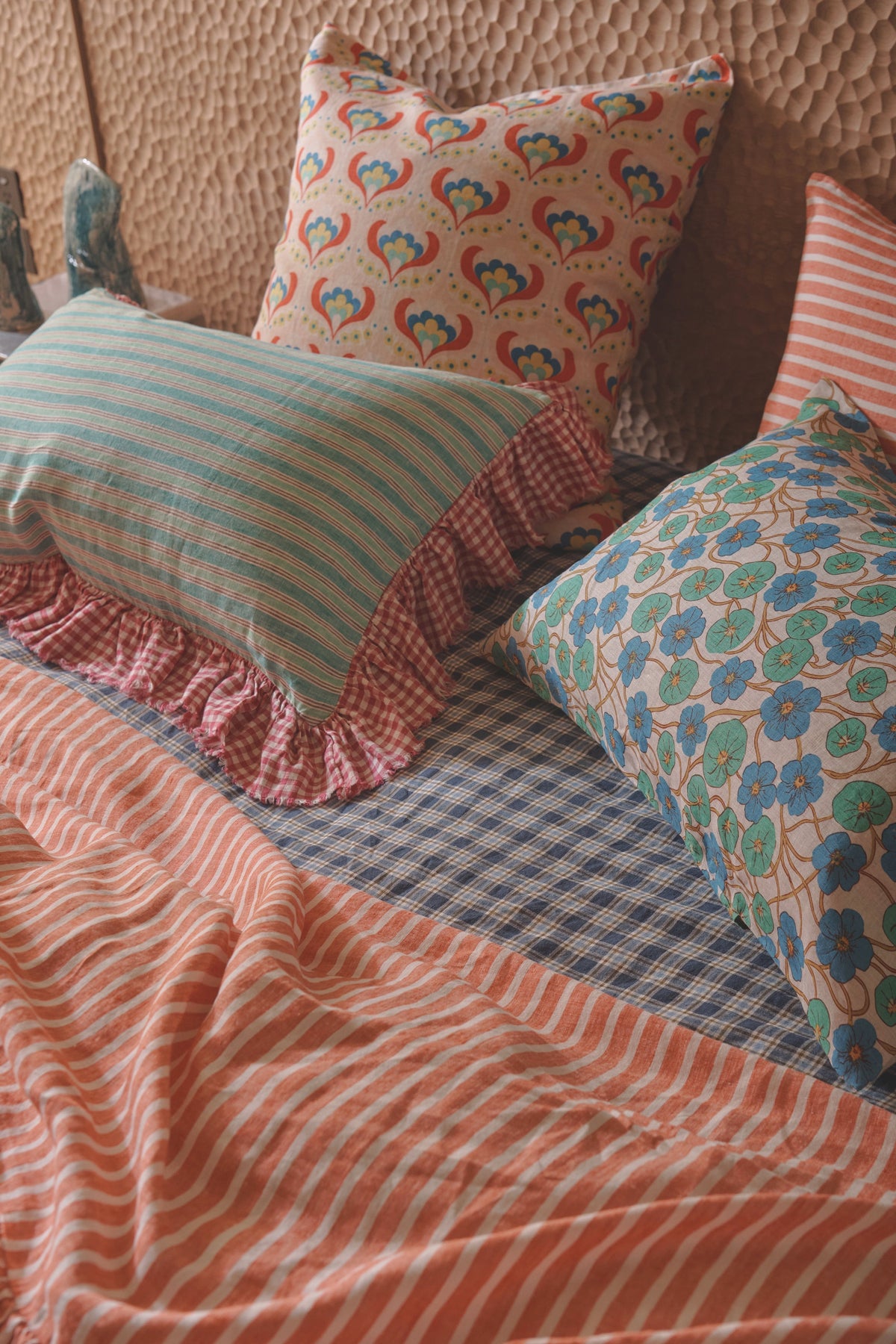 NEW - Gidget Stripe Full Ruffle Pillowcase Set
