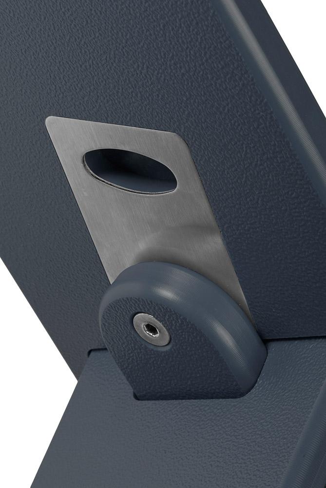 https://cdn.shopify.com/s/files/1/0369/6721/9340/products/cabrio__bottleopener.jpg?v=1741634868