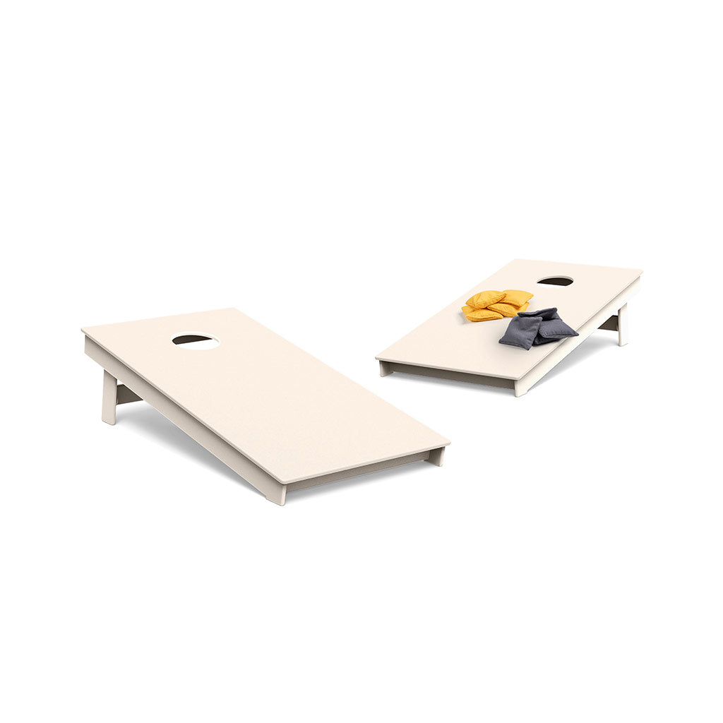 Play Cornhole