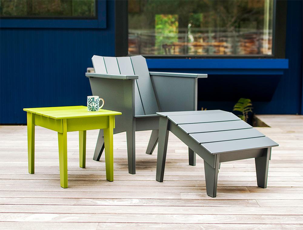 https://cdn.shopify.com/s/files/1/0369/6721/9340/products/deck_ottoman_sidetable_5307.jpg?v=1585258092