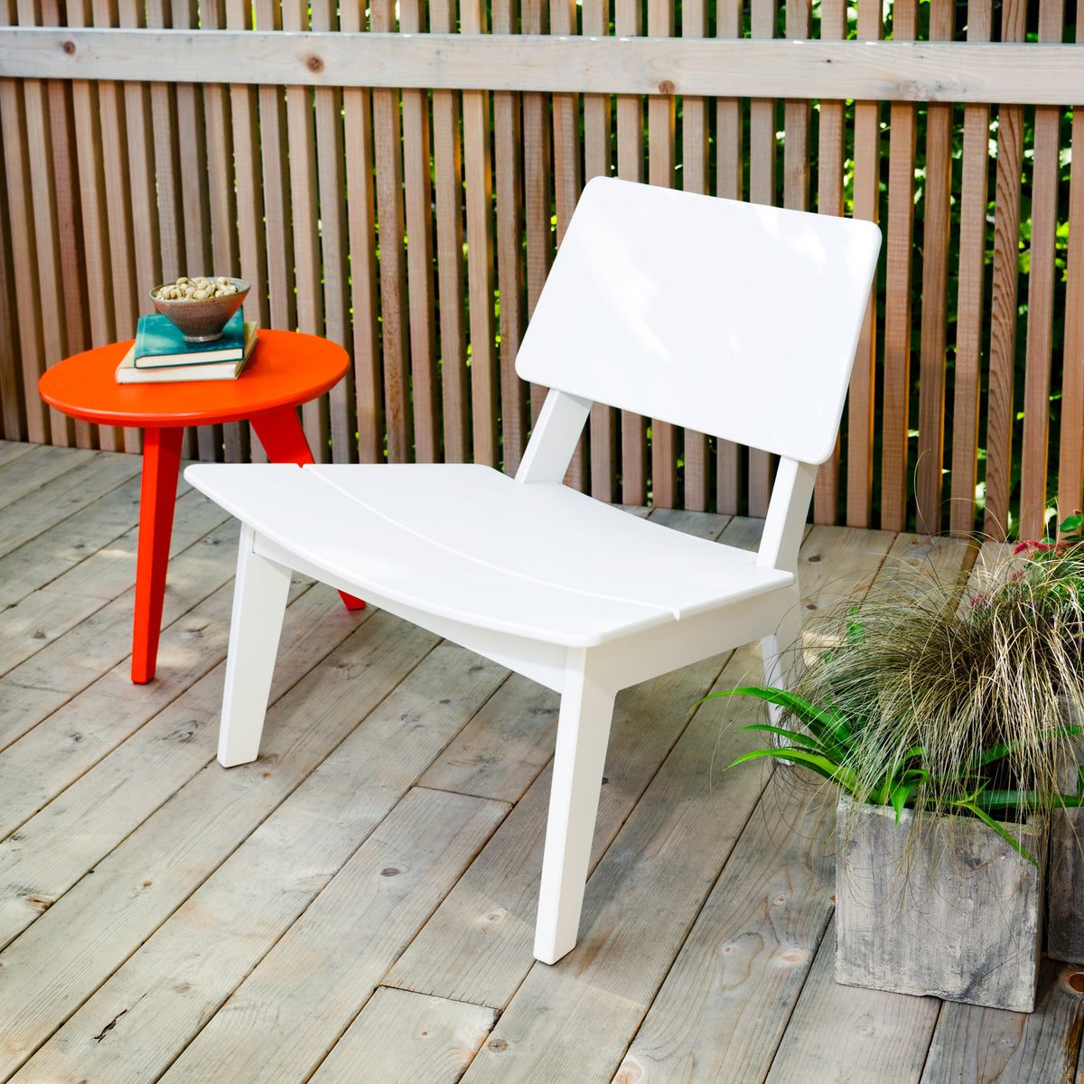 https://cdn.shopify.com/s/files/1/0369/6721/9340/products/lago_satellite_salmela_1812.jpg?v=1755617175