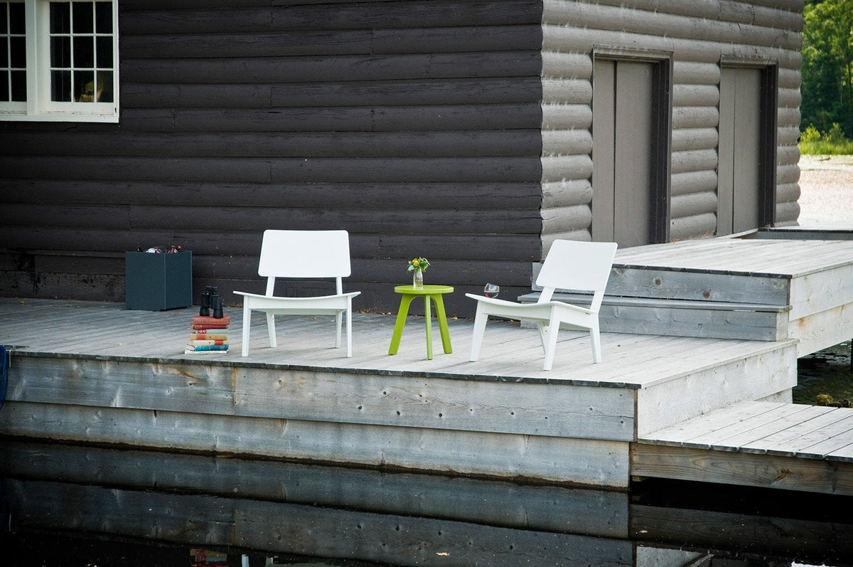 https://cdn.shopify.com/s/files/1/0369/6721/9340/products/lake_cabin_lago_chair_3.jpg?v=1755617175